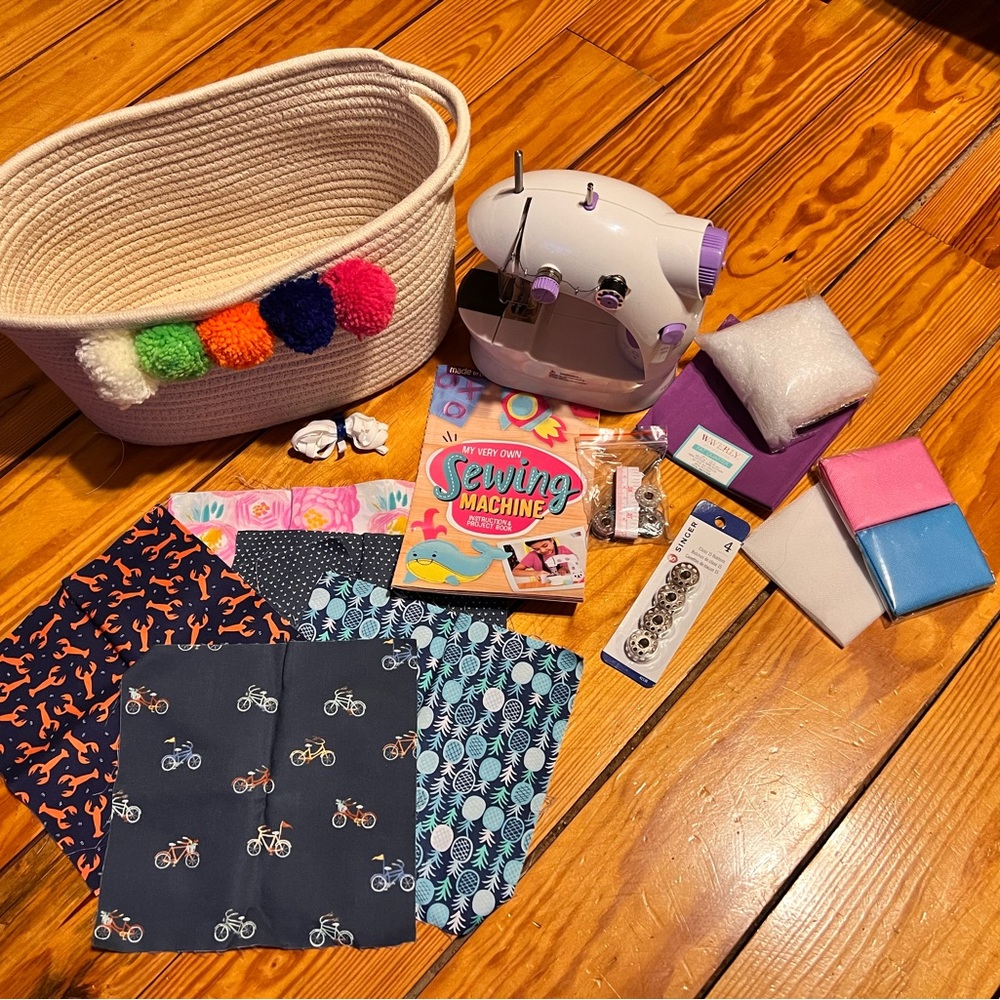 Sewing machine and accessories